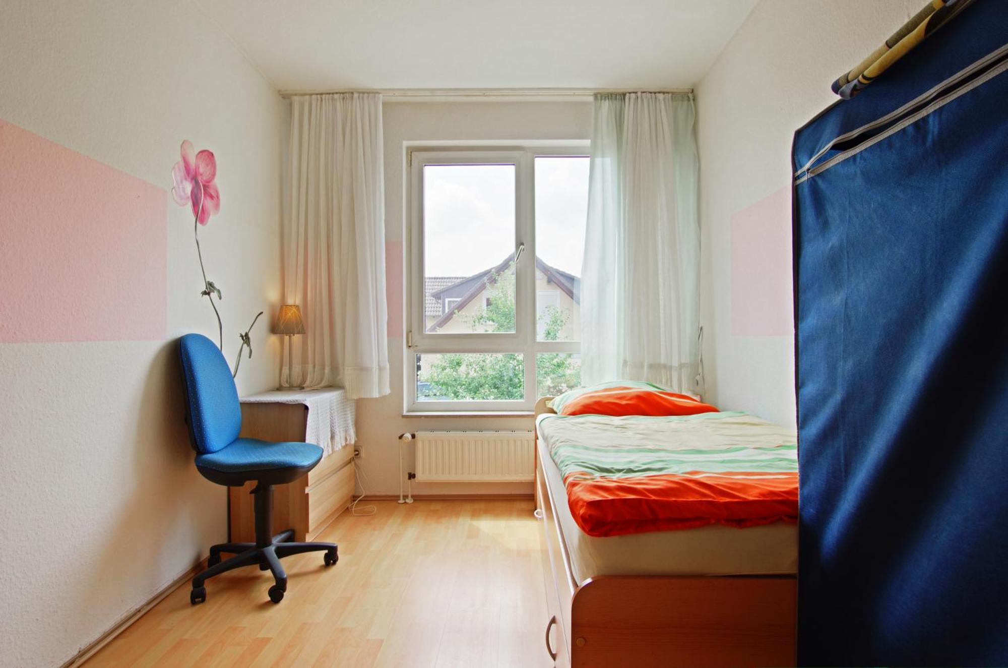 Private Rooms Near Exhibition Center Hannover Oda fotoğraf